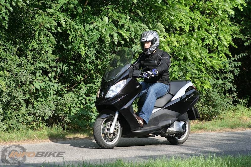 Francia hajón jártam: Peugeot Satelis 250 teszt