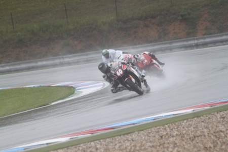 A hazai versenyének számító brnó-i futamon a két pontot érő 14. helyen végzett a MetalCom-Adrenalin H-Moto Team versenyzője a Superbike világbajnokság Superstock 1000-es sorozatában 