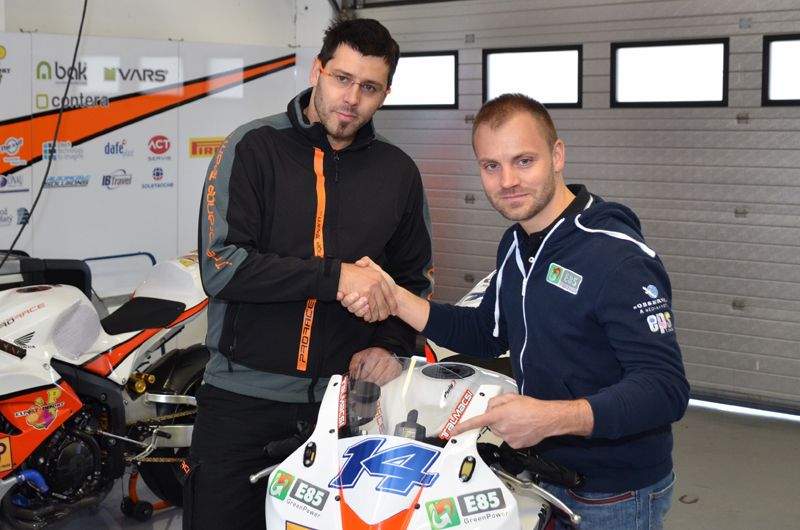 TALMÁCSI GÁBOR ALÁÍRT, JÖVŐRE IS A VILÁG LEGJOBBJAI KÖZÖTT MOTOROZIK