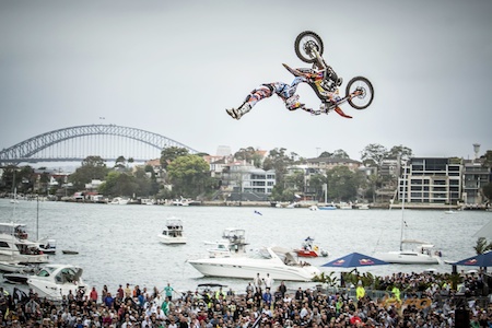 Sherwood nyeri a Red Bull X-Fighters Világbajnoki Versenysorozatot