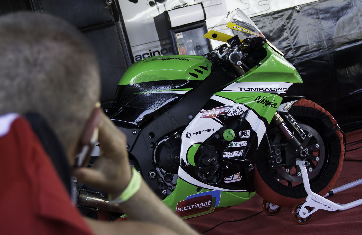 A Tomracing Motorsport doyenje a Hungaroringen egy negyedik hellyel bizonyította, ha kell, a rekkenő hőségben is állja a harcot a fiatalabb versenyzőkkel