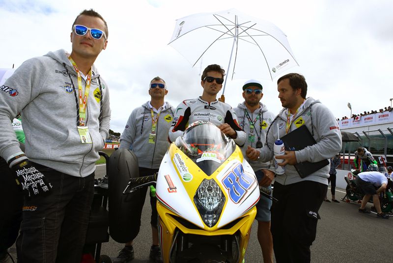 A nehézségek ellenére is az öt pontot jelentő 11. helyen zárt a Schmidt Racing Team spanyol világbajnoka az idei szezonnyitó Ausztrál Nagydíjon