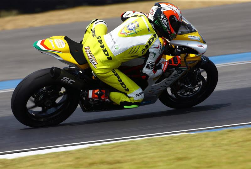 Ismét bejutott a Superpole 2-be a Schmidt Racing Team spanyol világbajnoka, aki tovább javítana jelenlegi hetedik helyén a szombati időmérőn