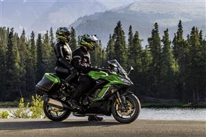 Kawasaki Ninja 1100SX – 2027-ben is folytatódik a sporttúrázó sikertörténet